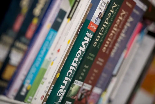 Elevate Your Medical Knowledge: Exploring the Top Clinical Medicine Books Available at Javed Books Javed Books